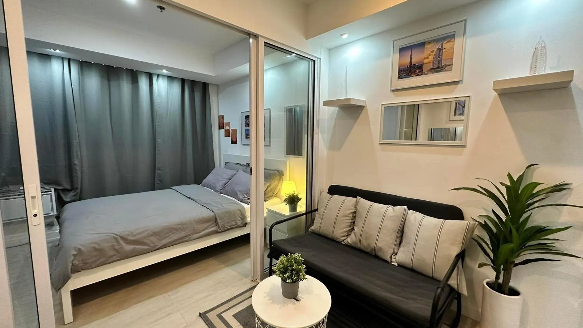 Azure Urban Resort Residences Condominium By Mylene Paranaque City 0*,  Philippines